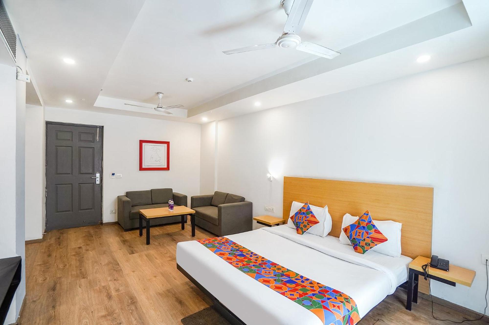 Fabhotel Prime Cloud 9 Ghaziabad Eksteriør billede