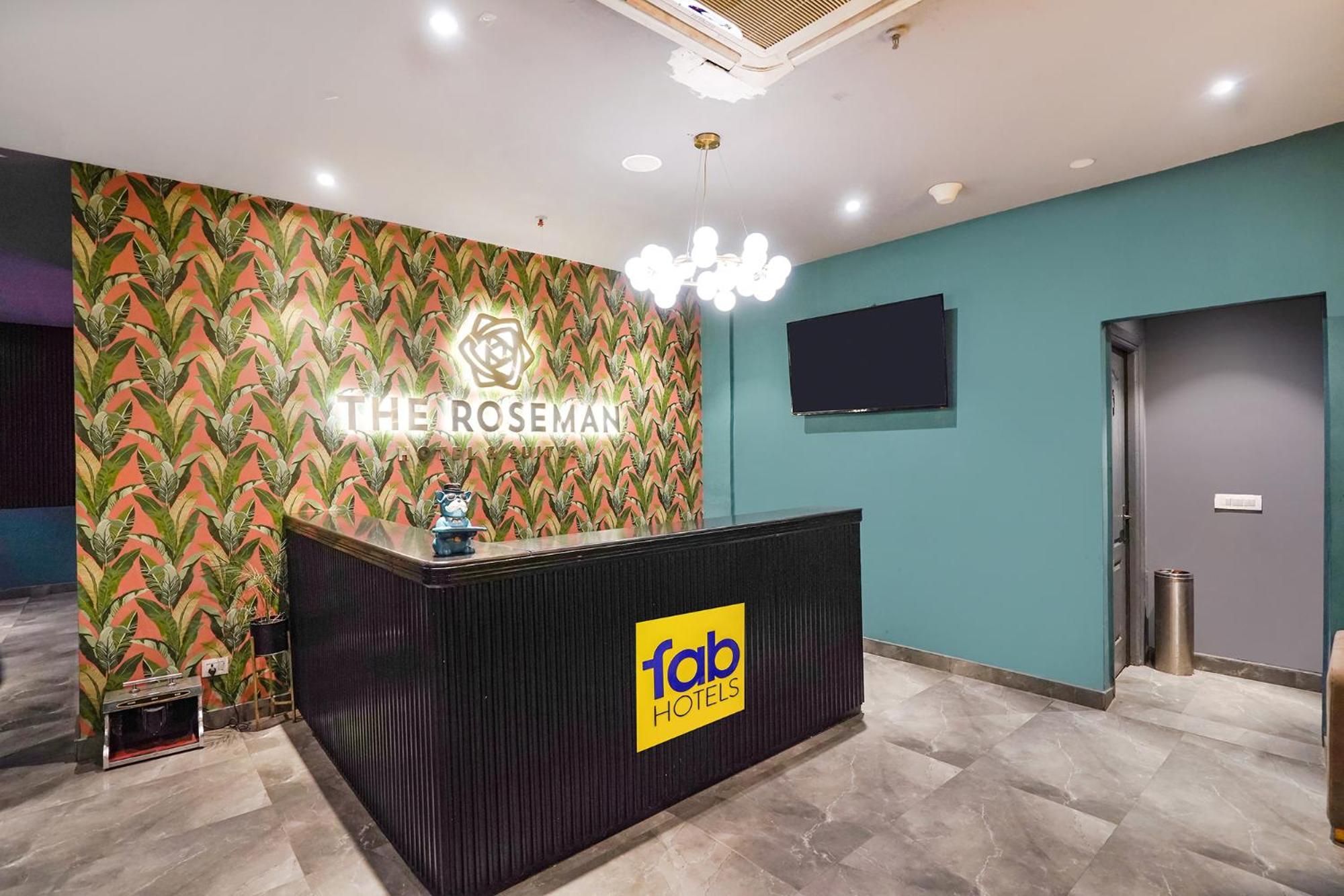 Fabhotel Prime Cloud 9 Ghaziabad Eksteriør billede