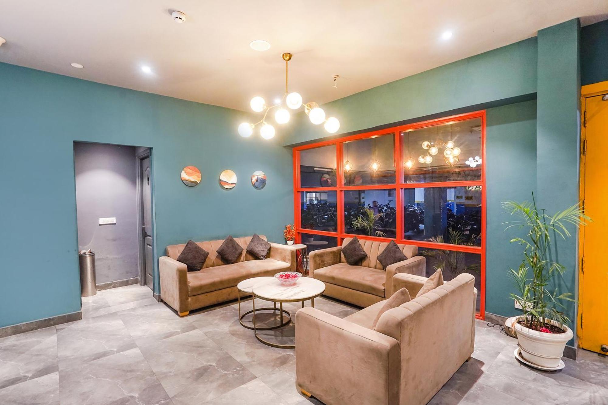 Fabhotel Prime Cloud 9 Ghaziabad Eksteriør billede